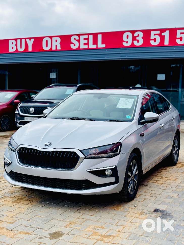 Skoda Slavia 1.0 Tsi Style, 2022, Petrol