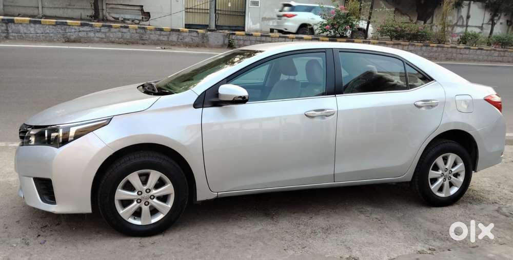 Toyota Corolla Altis 2013-2017 D-4d G, 2015, Diesel