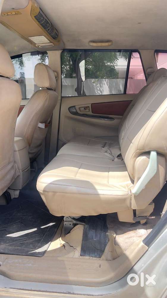 Toyota Innova 2.5 Z Diesel 7 Seater, 2009, Diesel