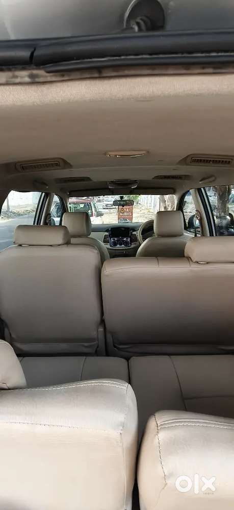 Toyota Innova 2005 Diesel 329400 Km Driven