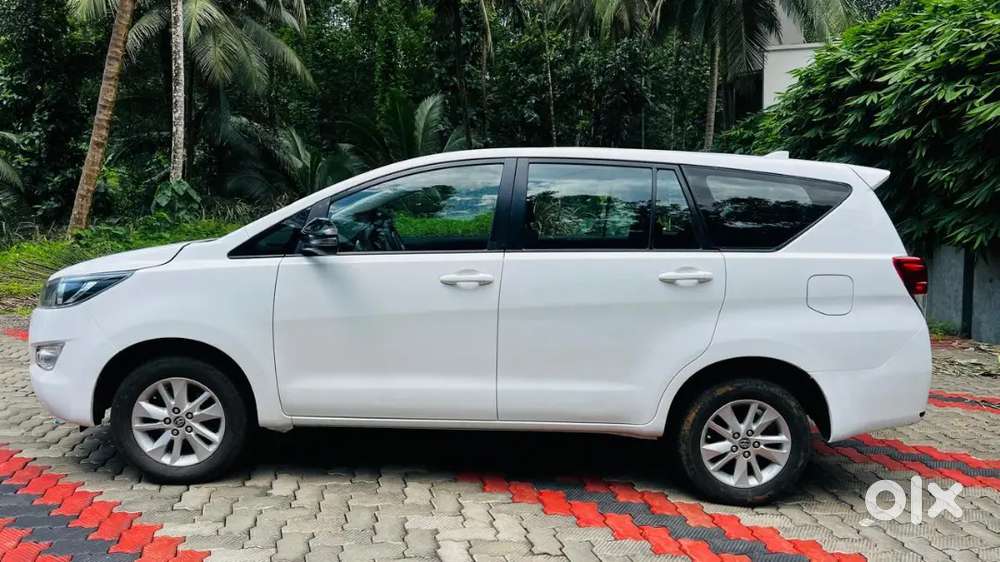 Toyota Innova Crysta 2017 Diesel Manual Model