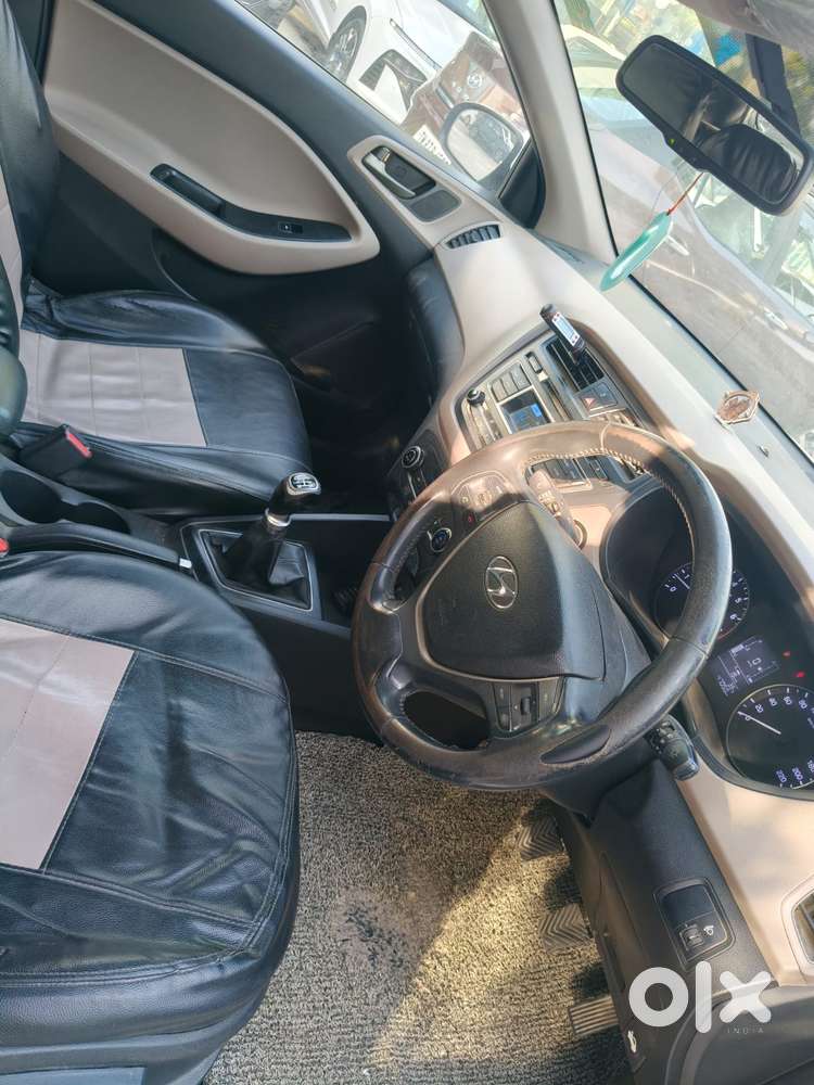 Hyundai Elite I20 Sportz (o) 1.2, 2014, Petrol