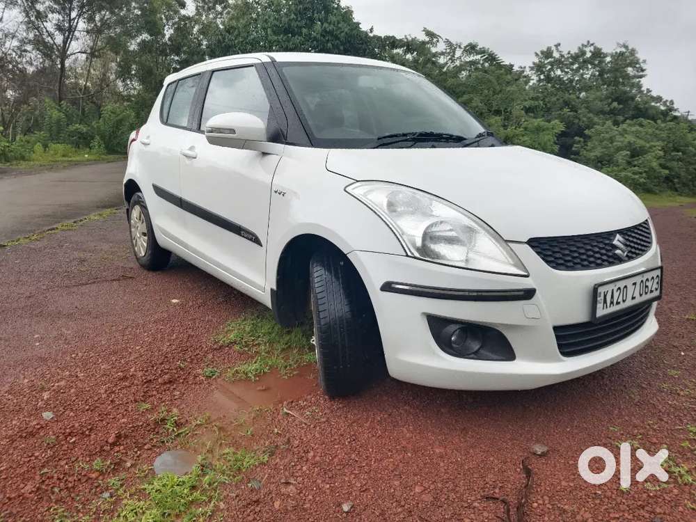 Maruti Suzuki Swift Vxi 2012