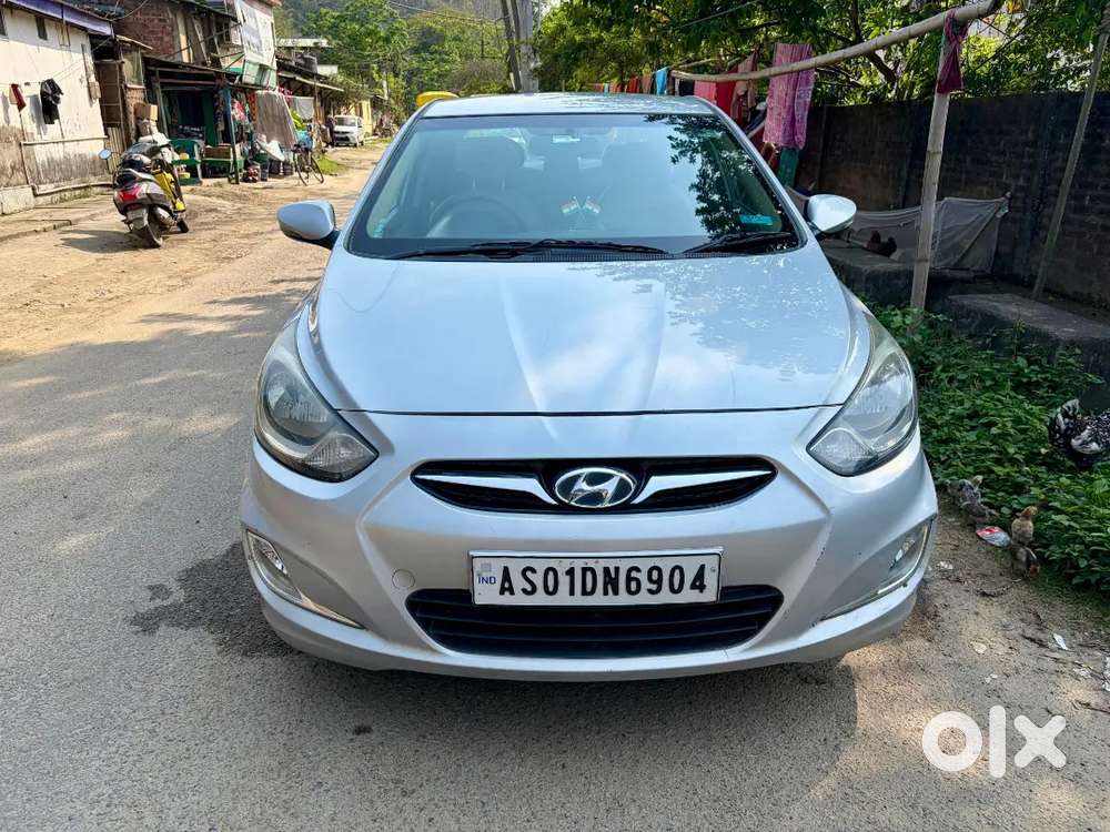 Hyundai Verna 2012 Petrol Well Maintained
