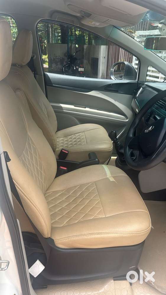 Mahindra Marazzo Diesel 2019 Car
