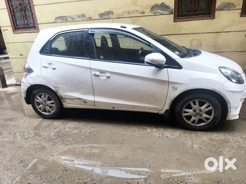 Honda Brio Petrol Mt 2015