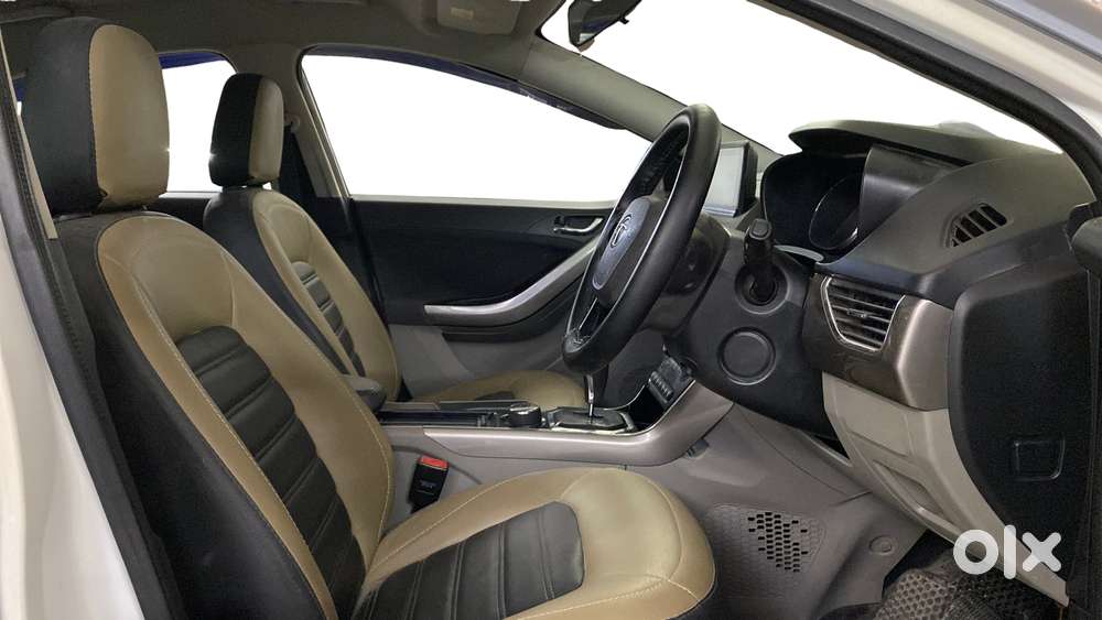 Tata Nexon 1.2 Revotron Xza Plus, 2018, Petrol