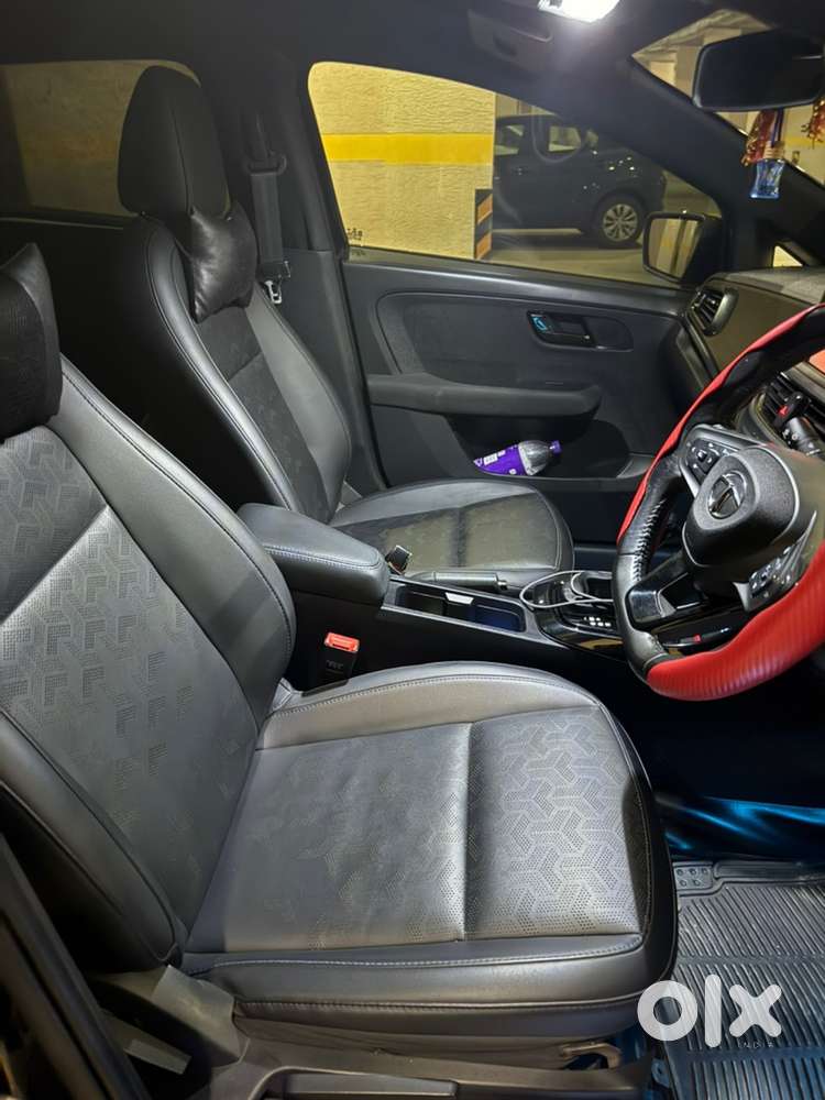 Tata Altroz 2022 Model,petrol Dct Amt Dark Edition