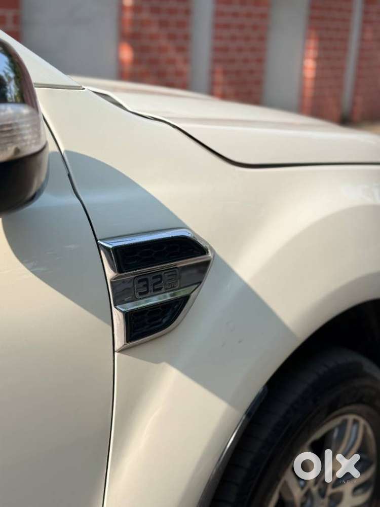 Ford Endeavour 3.2 Titanium At 4x4, 2017, Diesel