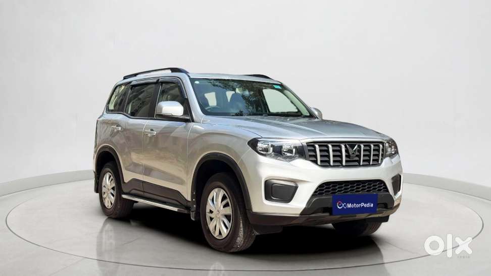 Mahindra Scorpio N Z4 Diesel Mt 2wd 7 Str [2022], 2023, Petrol