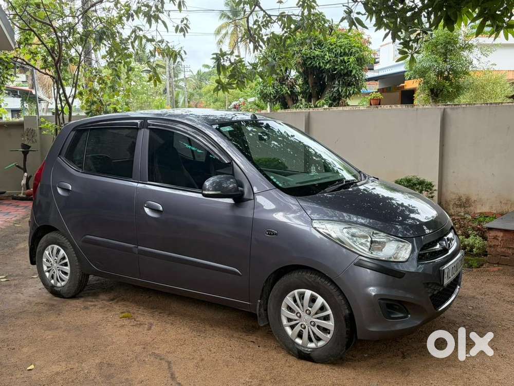 Hyundai I10 Sportz 2013 Petrol Manual: Well Maintained