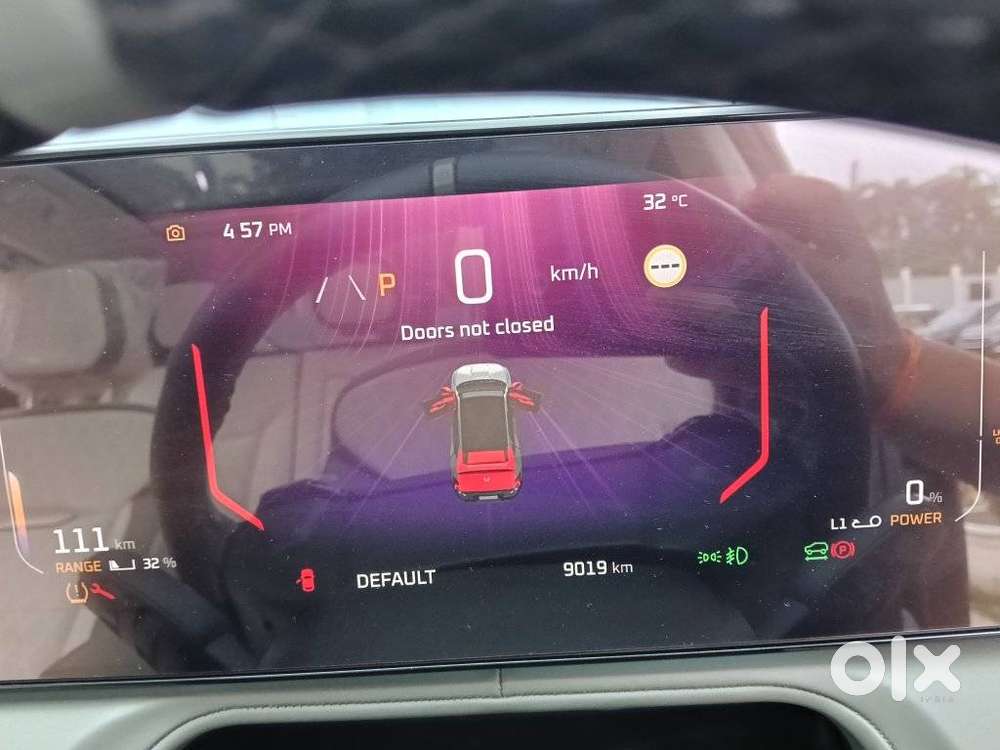 Mahindra Xev 9e Pack Three (top Model), 2025, Electric