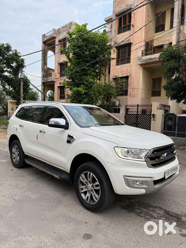 Ford Endeavour 3.2 Titanium At 4x4, 2017, Diesel