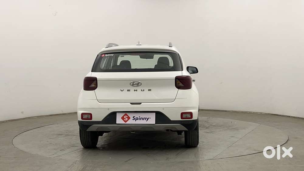 Hyundai Venue 1.2 S Plus, 2022, Petrol