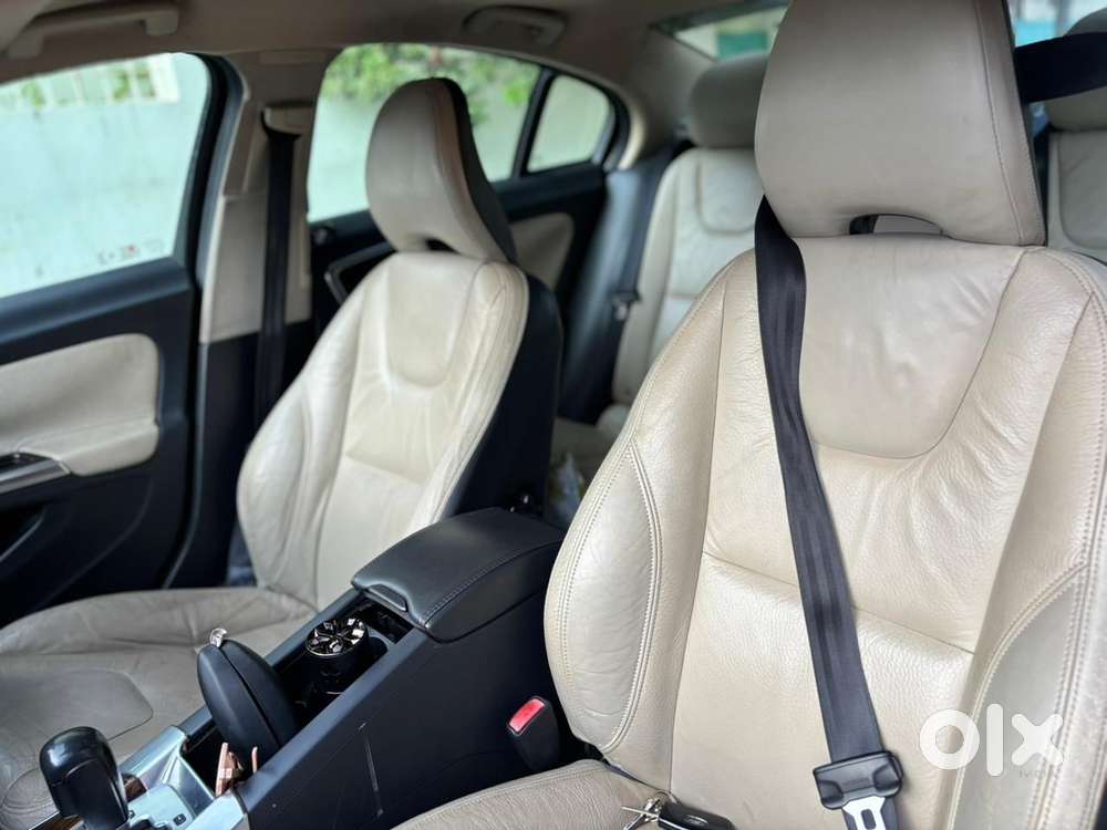 Volvo S60 Kinetic D3, 2013, Diesel