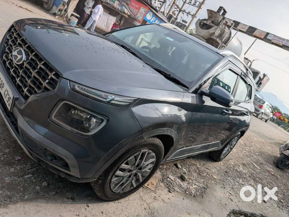 Hyundai Venue 2020 Diesel Well Maintained