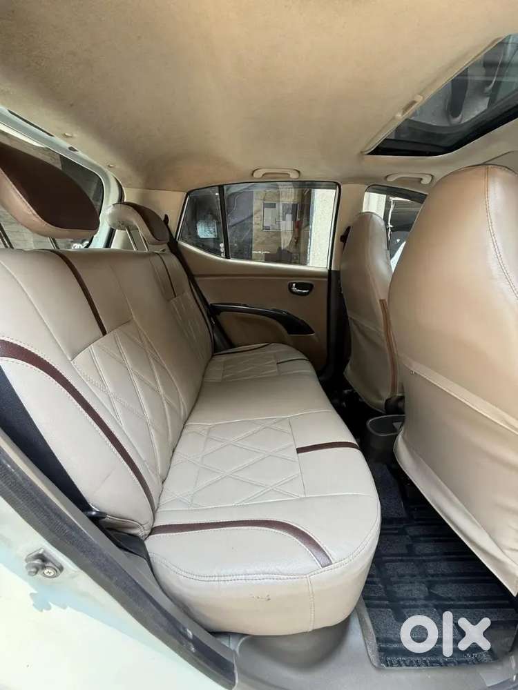 Hyundai I10 2011 Petrol 70000 Km Driven