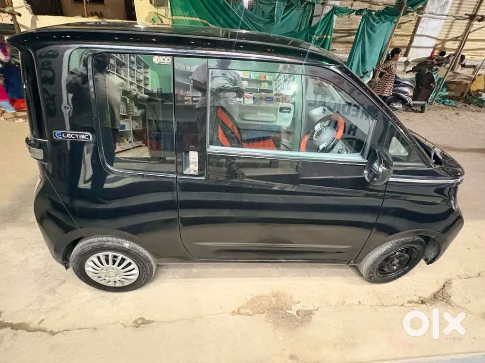 Mg Comet Ev Plush 2023 Top End