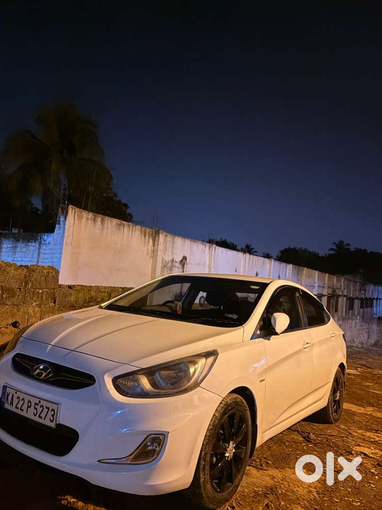 Hyundai Petrol Car 2011