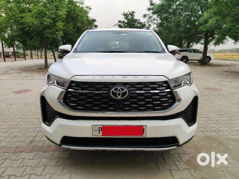 Toyota Innova Hycross 2.0 Vx (o) Hybrid 8 Str, 2023, Diesel