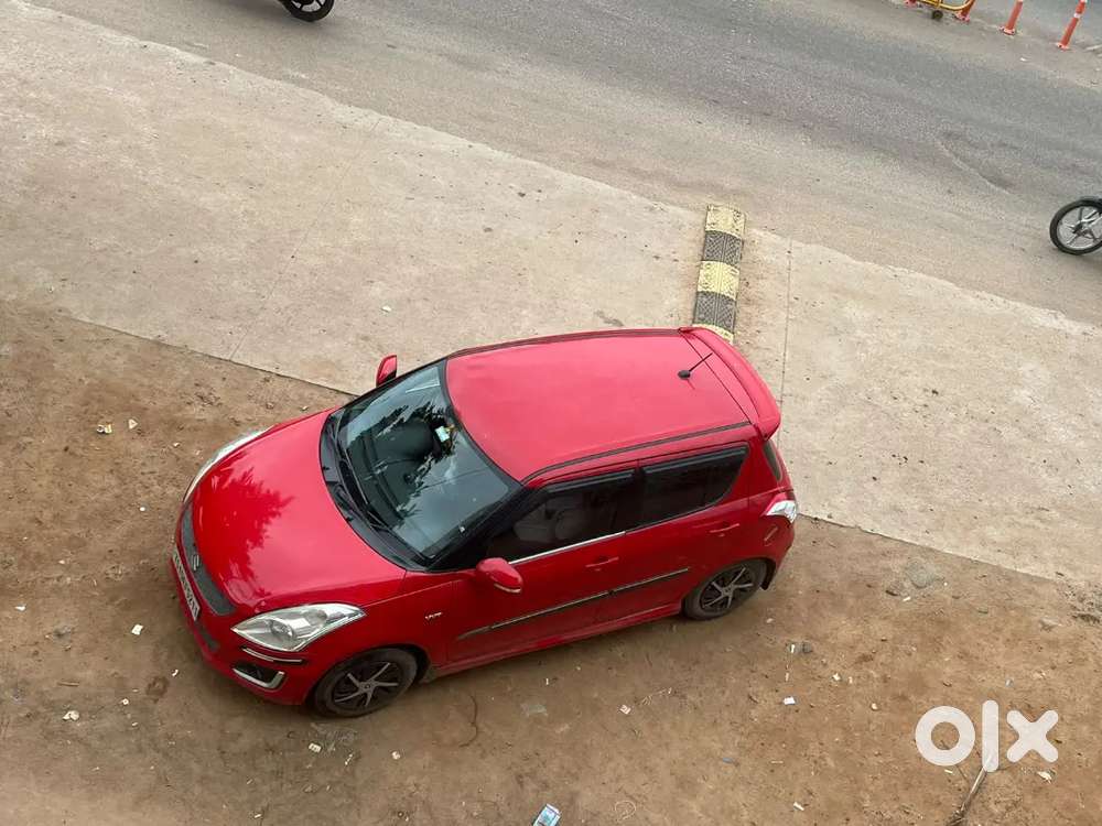 Maruti Suzuki Swift Petrol 2015