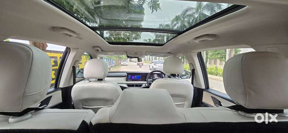 Mahindra Xuv700 2.2 Ax 7 Diesel Mt Str, 2022, Diesel
