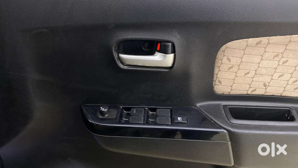 Maruti Suzuki Wagon R Vxi Amt, 2017, Petrol