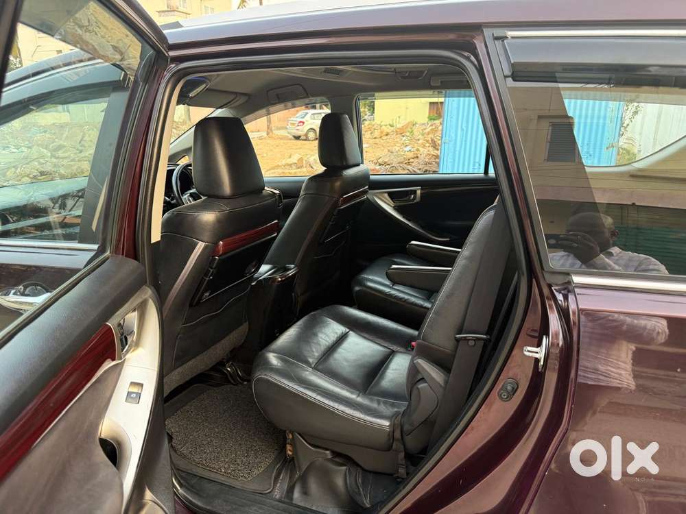 Toyota Innova Crysta 2.4 Z 7 Str, 2016, Diesel