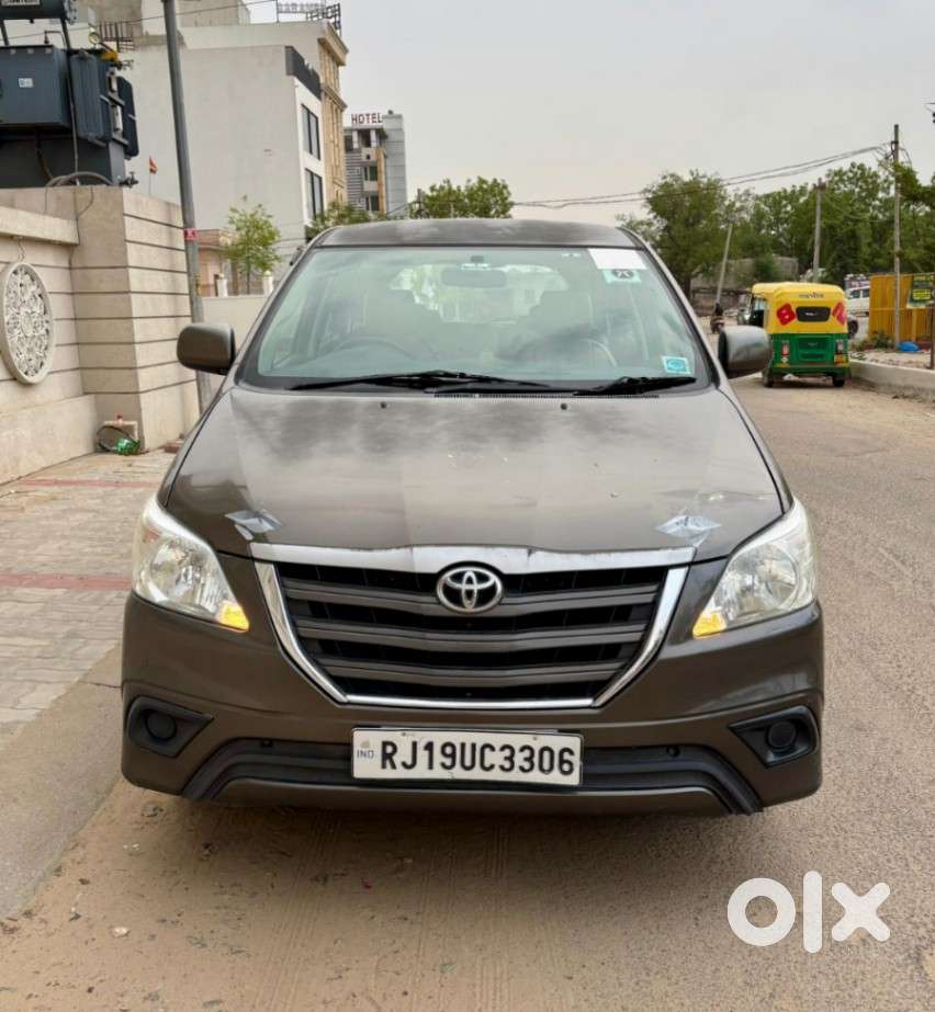 Toyota Innova 2.5 G (diesel) 8 Seater, 2016, Diesel