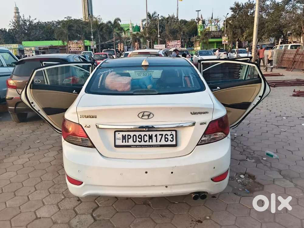 Hyundai Verna 2013 Diesel 81000 Km Driven