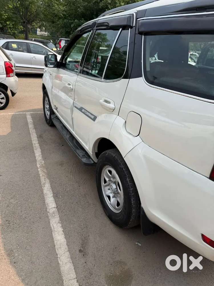 Tata Safari Storme 2016 Manual Diesel