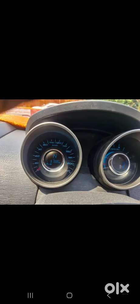 Mahindra Xuv500 2020 Diesel Well Maintained