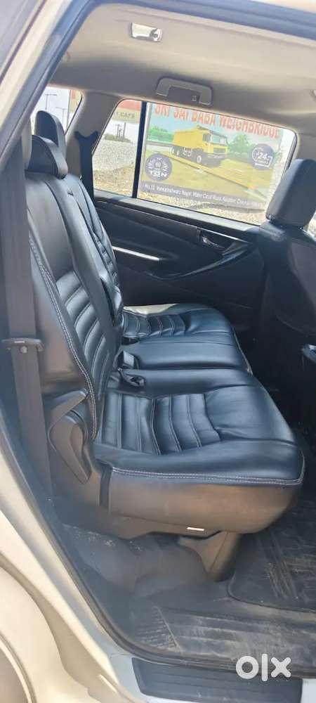 Toyota Innova Crysta 2022 Diesel Well Maintained