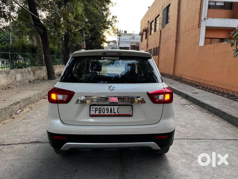 Maruti Suzuki Brezza 1.5 Zxi Plus Smart Hybrid, 2021, Petrol