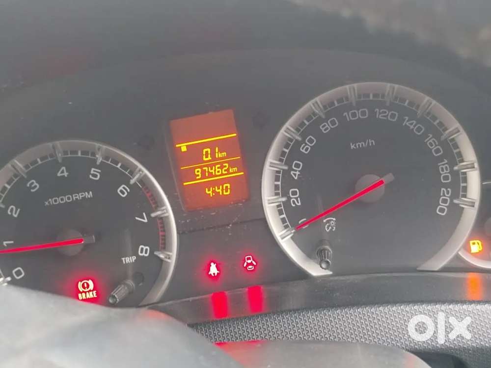 Maruti Suzuki Swift Vxi, 2012, Petrol
