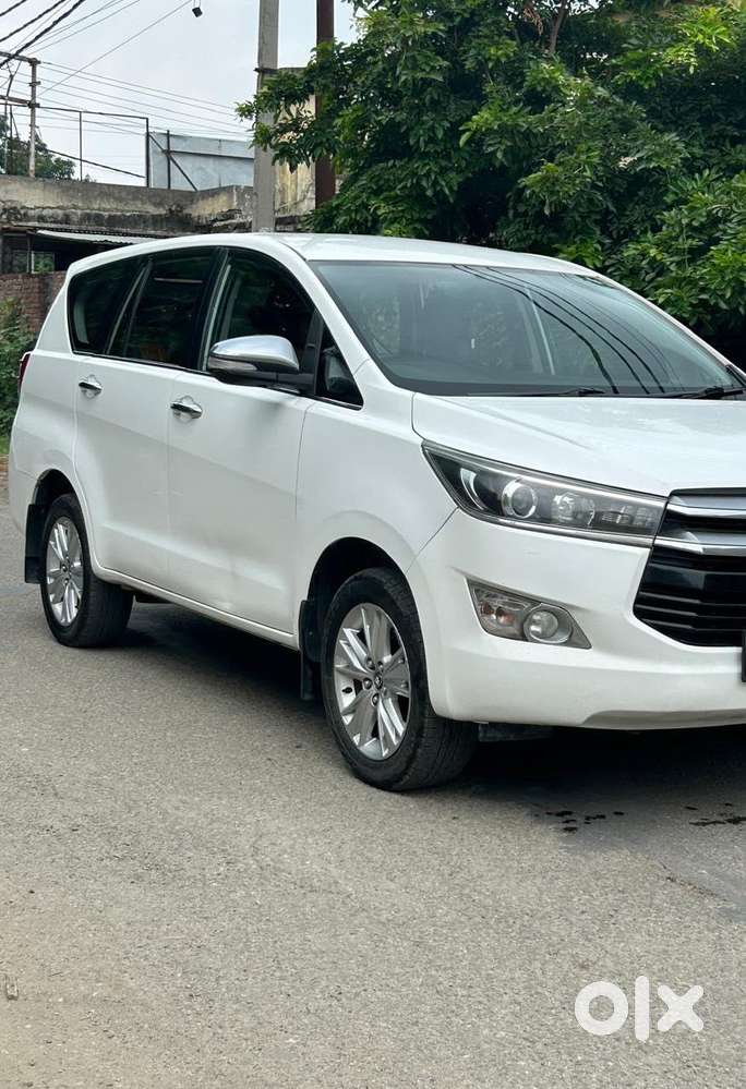 Toyota Innova Crysta 2.4 Z 7 Str, 2016, Diesel