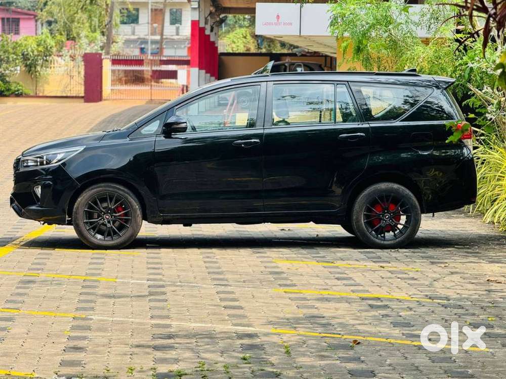 Toyota Innova Crysta 2.4 Z 7 Str, 2016, Diesel