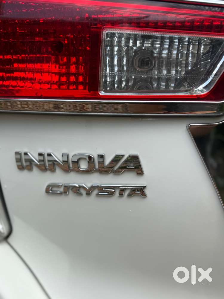 Nri Used 2.8 G Innova Crysta 2017 Model