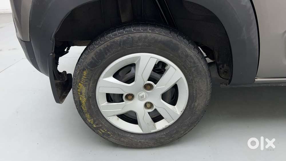 Renault Kwid 2019-ongoing 1.0 Rxt (o), 2018, Petrol