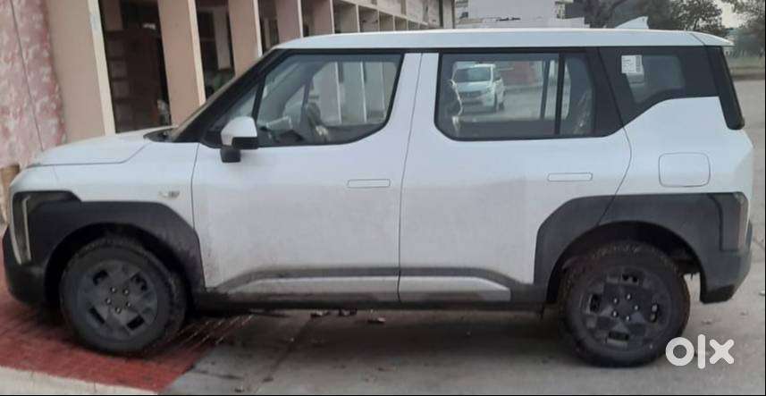 Kia Syros 2025 Petrol 28000 Km Driven