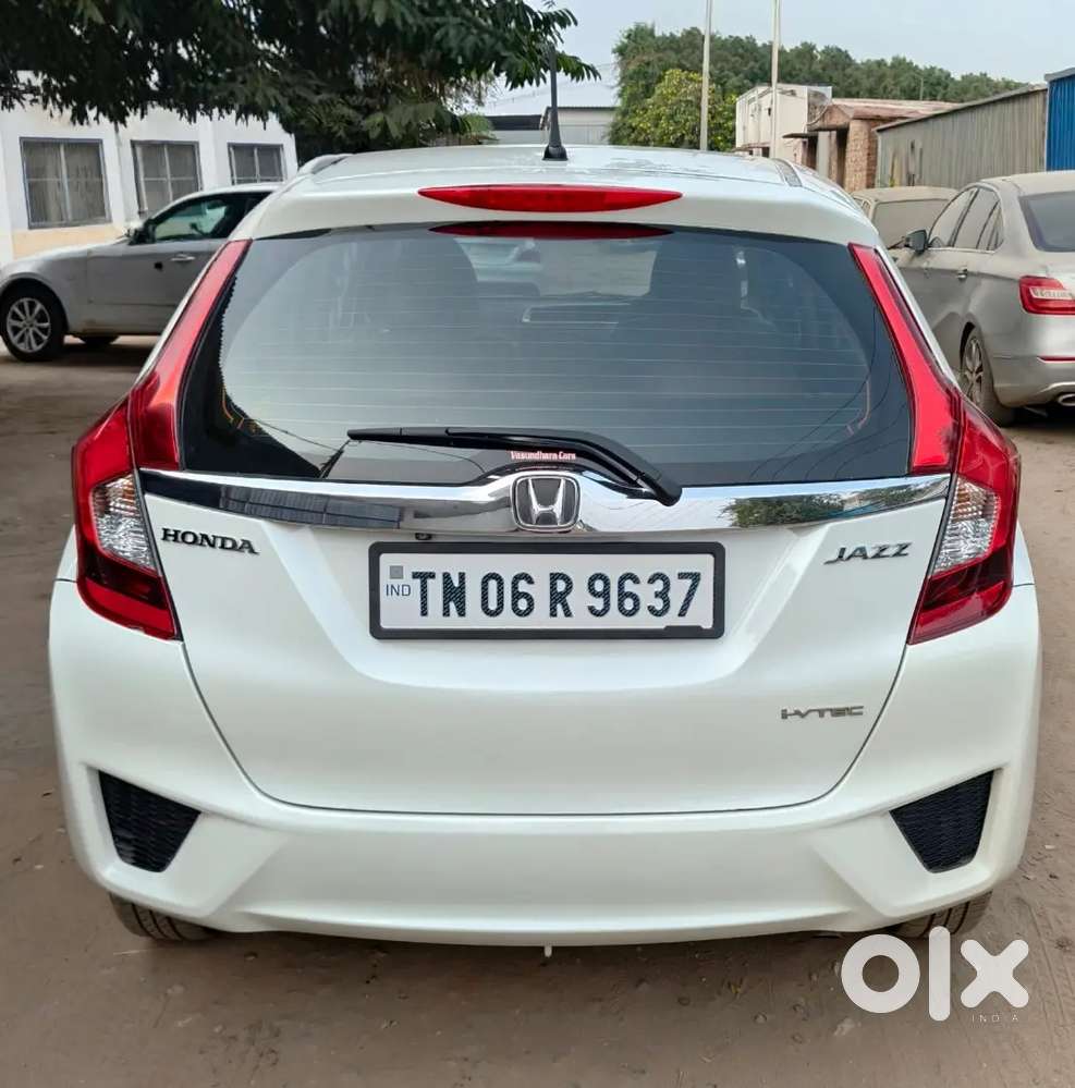 Honda Jazz Low Km Fully Show Room Service Neet And Clean