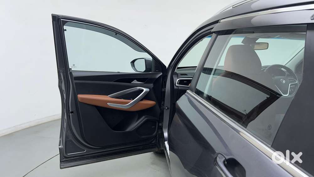Mg Hector Plus 1.5 Sharp Turbo Cvt 6 Str, 2022, Petrol