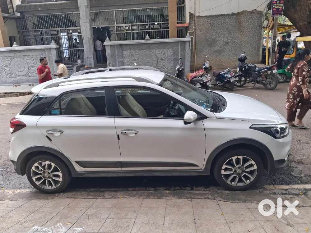 Hyundai I20 Active 2017 Petrol Well Maintained