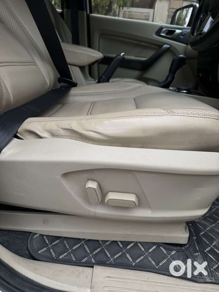 Ford Endeavour 3.2 Titanium At 4x4, 2016, Diesel