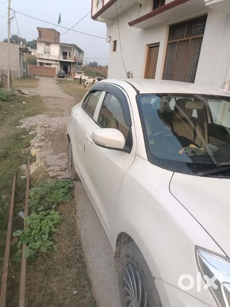 Maruti Suzuki Dzire 2017 Diesel 136000 Km Driven