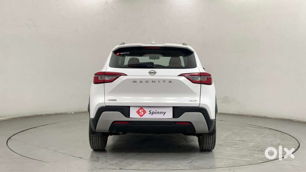 Nissan Magnite 1.0 Xv Premium Turbo Cvt, 2022, Petrol
