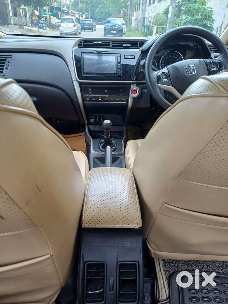 Honda City V Mt Exclusive, 2020, Petrol