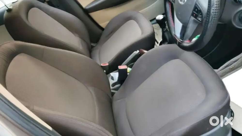 Hyundai I20 Sportz 2012 Petrol Mt