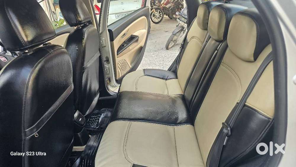 Fiat Linea 2007-2013 Emotion (diesel), 2010, Diesel