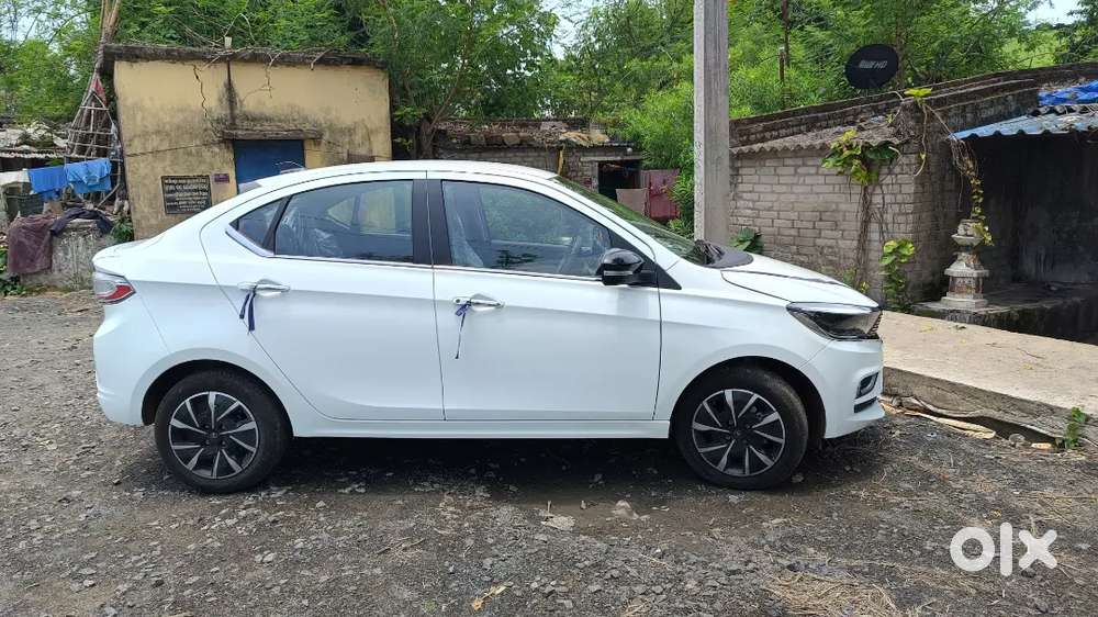 Tata Tigor 2025 Petrol 8000 Km Driven